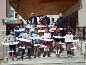 ÖĞRENCİLER UÇURDU