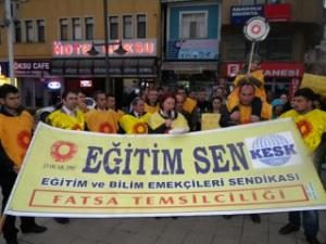 Kendi İngilizce Öğretmenlerine Güvenmeyen MEB, "İthal Öğretmen" Atayacak!