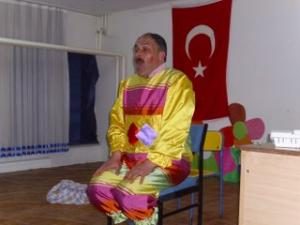 Miniklerin Tiyatro Keyfi