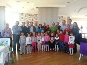 Öğretmene Minik Öğrencilerinden Sürpriz