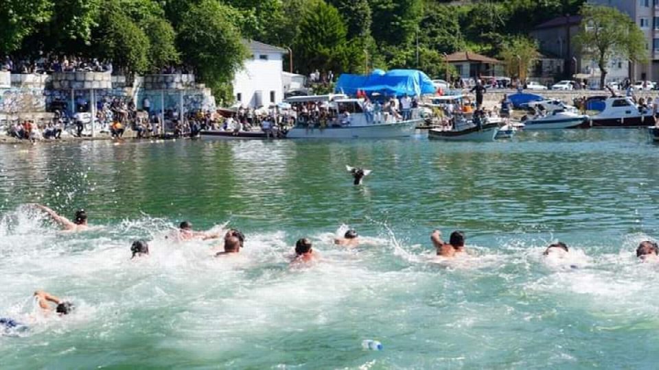 Yalıköy’de coşkulu kabotaj