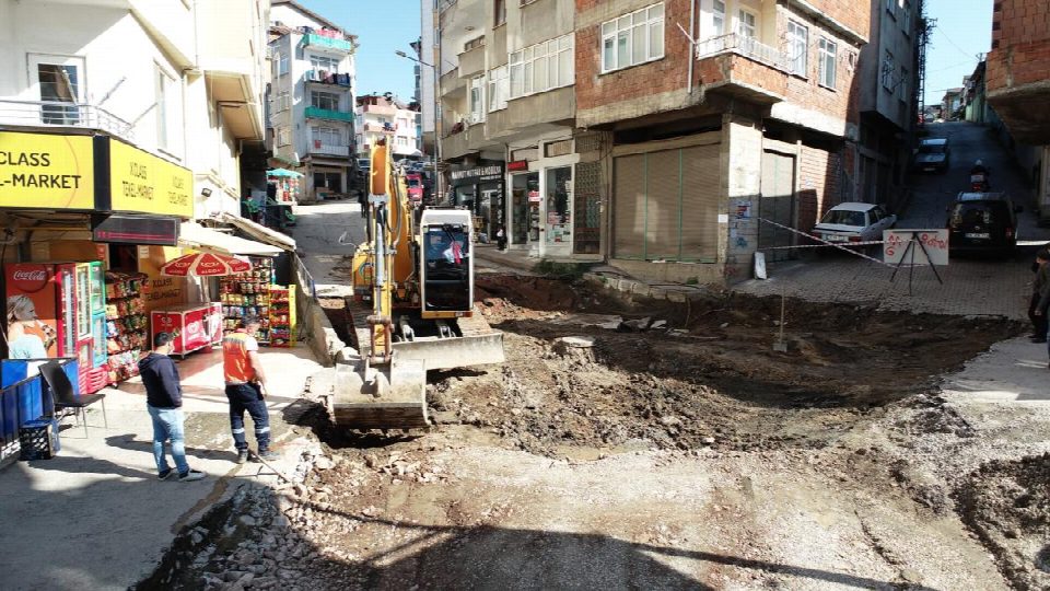 Fatsa’da asırlık altyapılar yenileniyor