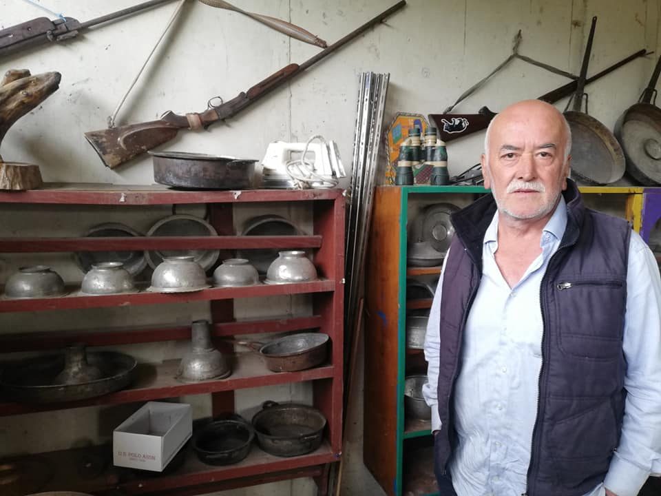 Muhtar eski eşyalarla müze oluşturdu