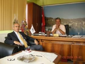 KÜÇÜKÇEKMECE ROTARY KULÜBÜNDEN YALIKÖY'E SAĞLIKLI HEDİYELER