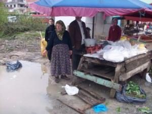 PAZARCI KADINLAR HALLERİNDEN MEMNUN DEĞİL