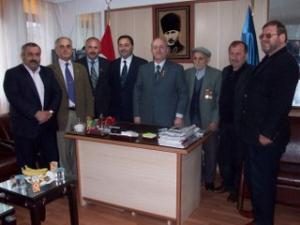 MERHUM KORE GAZİSİ'NİN AİLESİNDEN MUHARİP GAZİLER DERNEĞİ'NE TEŞEKKÜR ZİYARETİ