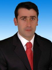 BOĞULMAK ÜZERE OLAN ÖĞRENCİSİNİ KURTARDIKTAN SONRA KENDİSİ BOĞULDU