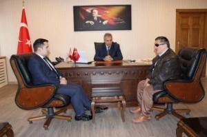 KARADENİZ GÖRME ENGELLİLER DERNEĞİNDEN KAYMAKAM YAPICIYA ZİYARET
