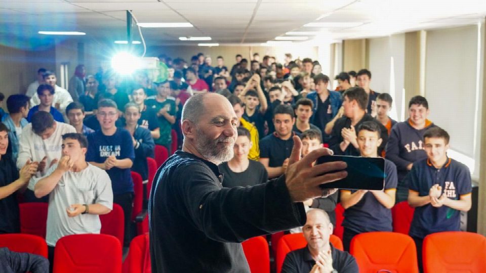 Ahmet Sula Fatsa’lı gençlerin hayatına dokundu