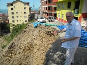 CEMAL KAYALIK “YAPMIŞ OLDUKLARI SUÇA SUÇ KILIFI ARIYORLAR”