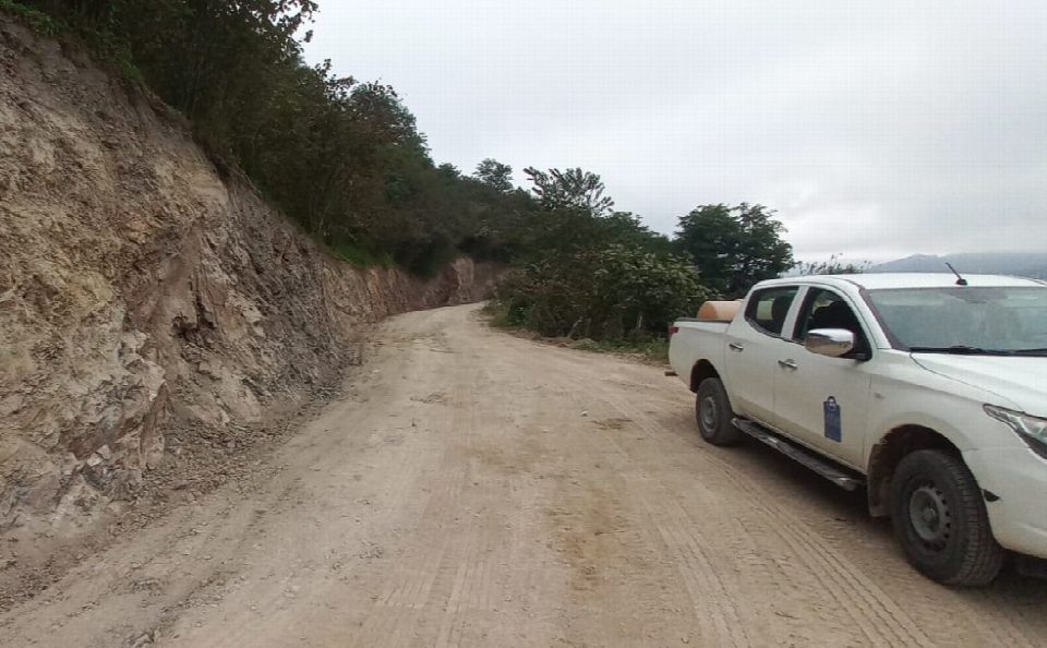 Ilıca mahallesinde yol genişletme çalışmaları sürüyor