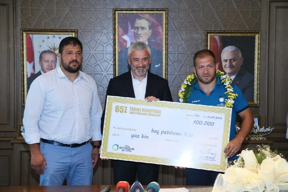 Başkan Yılmaz, “güreşe her türlü desteği vereceğiz”