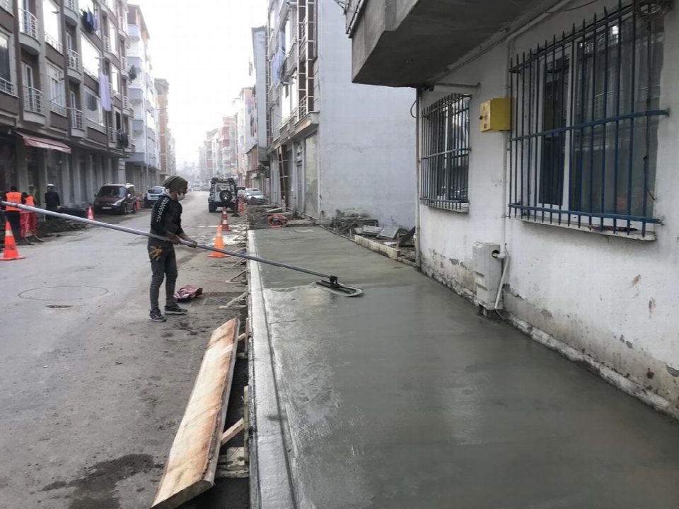 Fatsa’nın kaldırımları yenileniyor