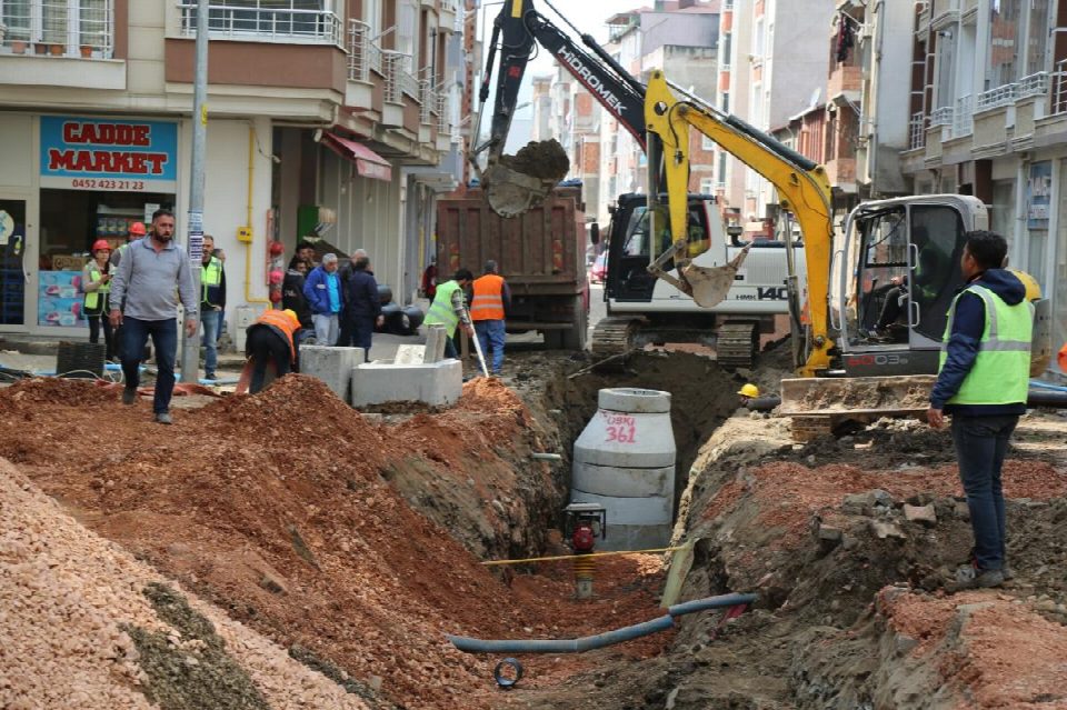 OSKİ 19 İLÇEDE 260 PERSONEL İLE GÖREV YAPTI