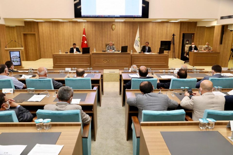 Başkan Güler, dedikodu çevrelerine açık ve net konuştu