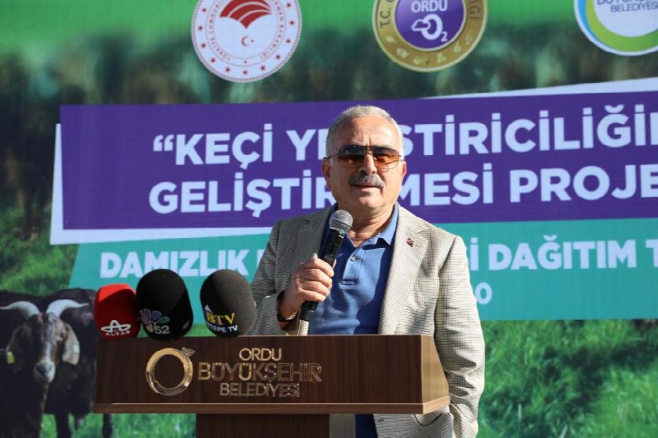Hilmi Güler: “Belediye başkanlığında çığır açıyoruz”