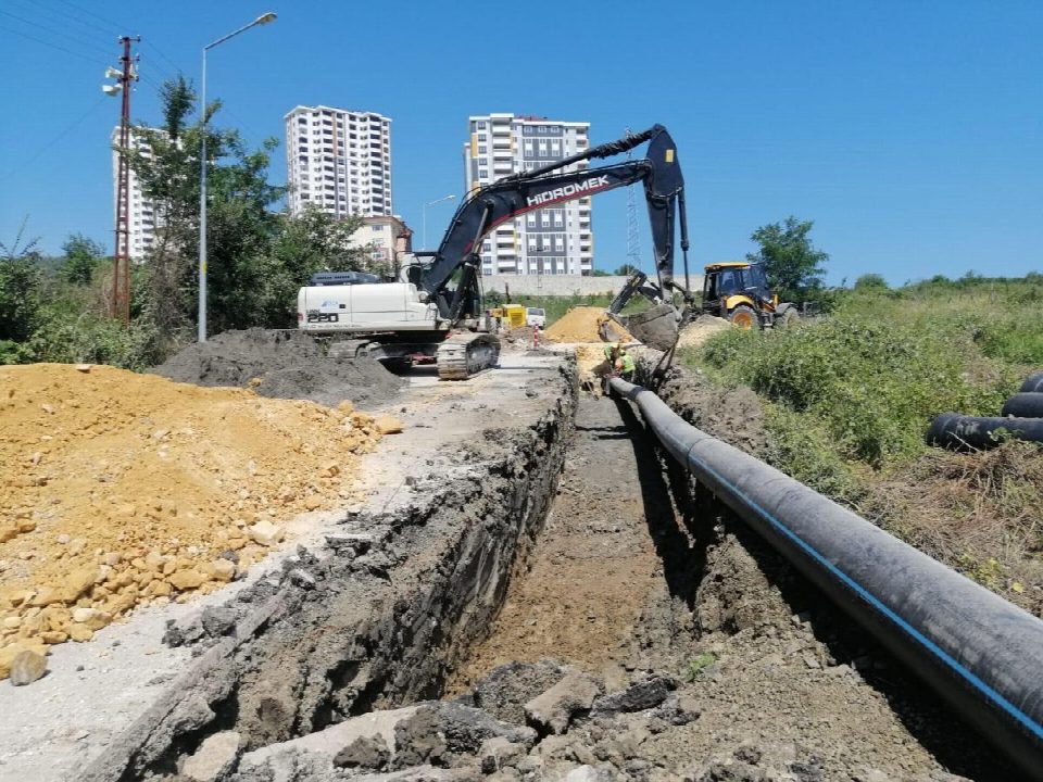 5.5 yılda 1821 km içme suyu hattı tamamladı