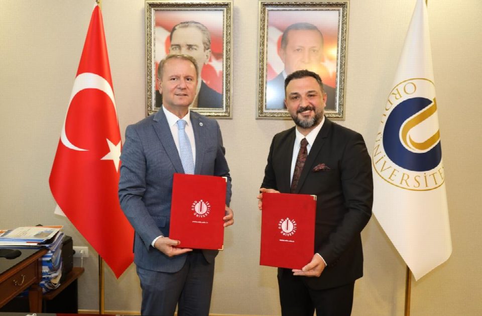 Ordu Üniversitesi ile Boztepe Televizyonu Arasında İş Birliği Protokolü İmzalandı