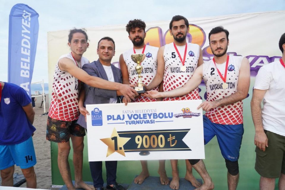 Plaj Voleybolu şampiyonu Fatsa Anadolu Lisesi