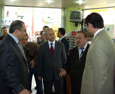 VALİ KABAN'DAN FATSA'DA İNDİRİMLİ GÜNLER KAMPANYASINA DESTEK