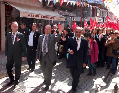 CHP SİNAN TUNCAY'LA FATSA BELEDİYESİNE YÜRÜYOR