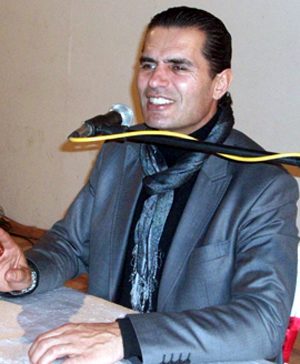 FİLM YILDIZI YAŞAR ALPTEKİN NAMAZLA YENİDEN DOĞDUM ADLI KONFERANS VERDİ