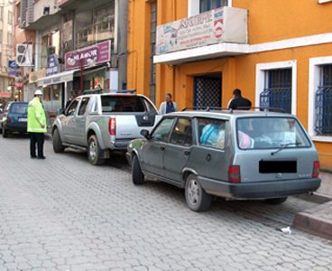 CEZAYI POLİS DE YAZSA, CEZA GÖKTEN DE YAĞSA FARKETMİYORR30;