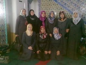 BAYANLAR CAMİİ’YE SIĞMADI
