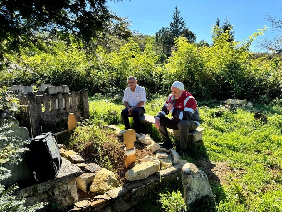 Büyükşehir belediyesi merhum muhtarları unutmadı