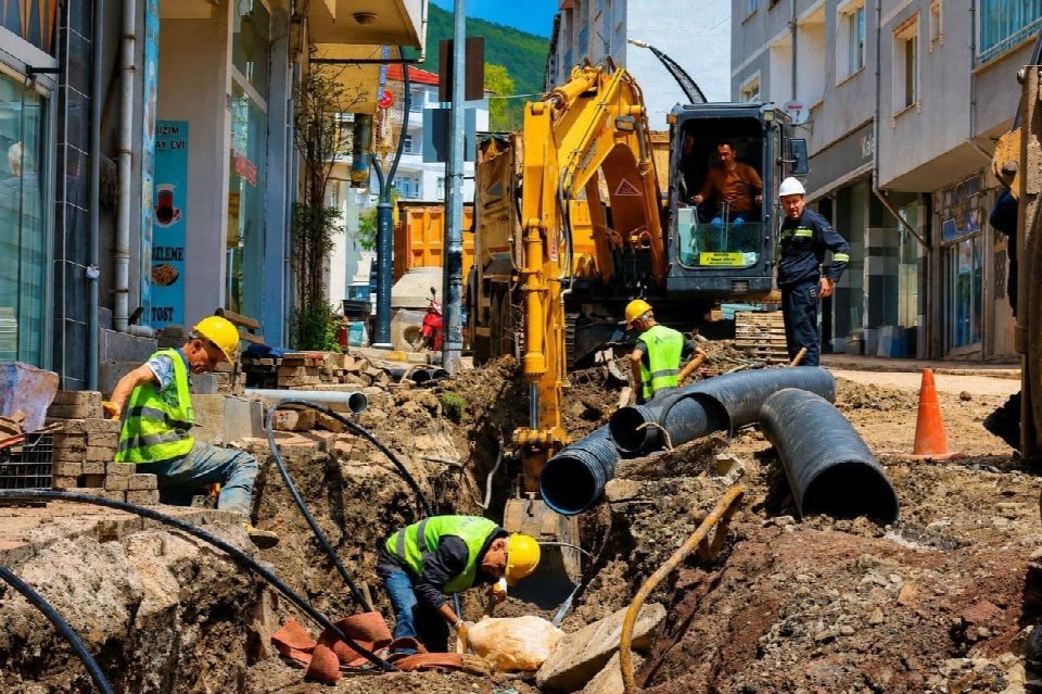 Büyükşehir, Ordu’yu geleceğe hazırlıyor
