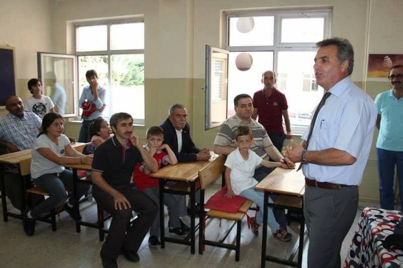HEMŞERİMİZ AHMET DAVU, UYUM HAFTASINDA YENİ ÖĞRENCİLERİ YALNIZ BIRAKMADI