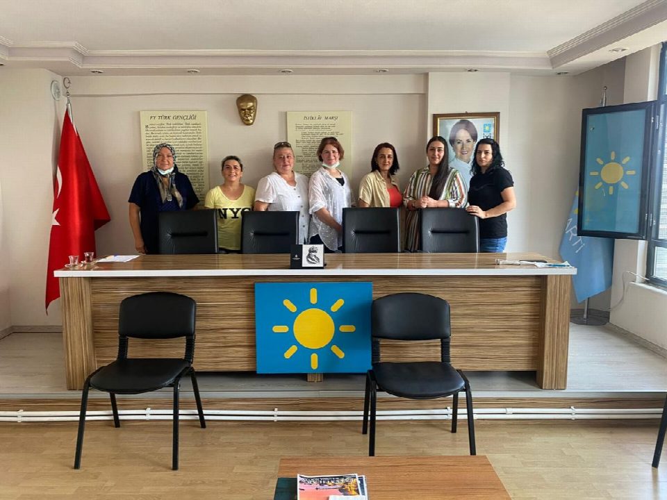 Berrin Kantarcı İyi Parti Kadın Kolları başkanlığına atandı