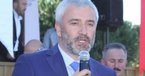 Başkan Yılmaz cami israfını eleştirdi
