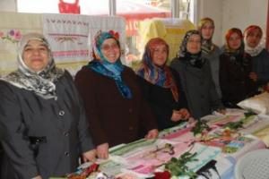 KUTLU DOĞUM HAFTASI NEDENİYLE KERMES DÜZENLENDİ