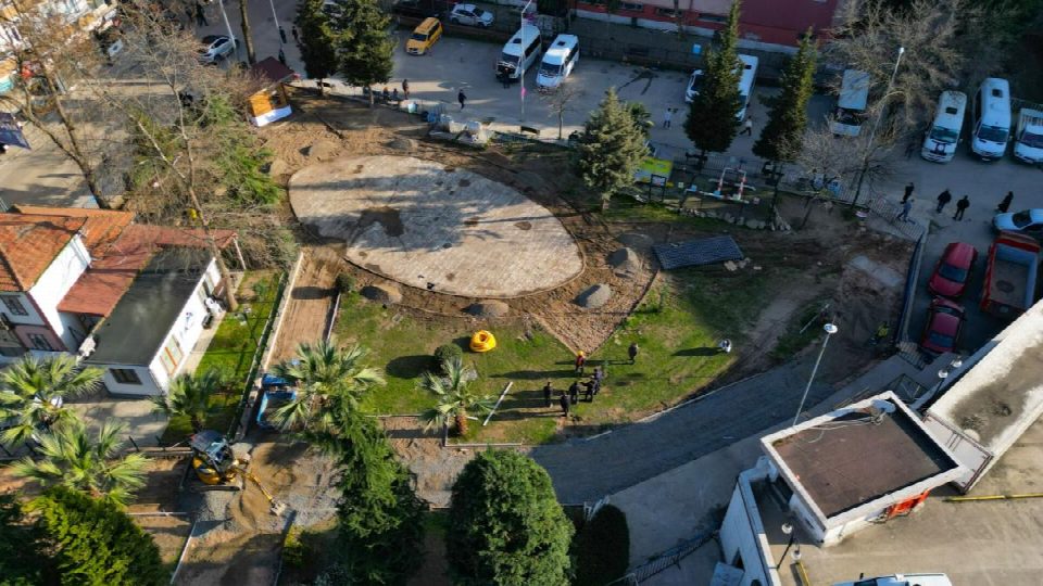 30 AĞUSTOS ZAFER PARKI MODERNLEŞİYOR