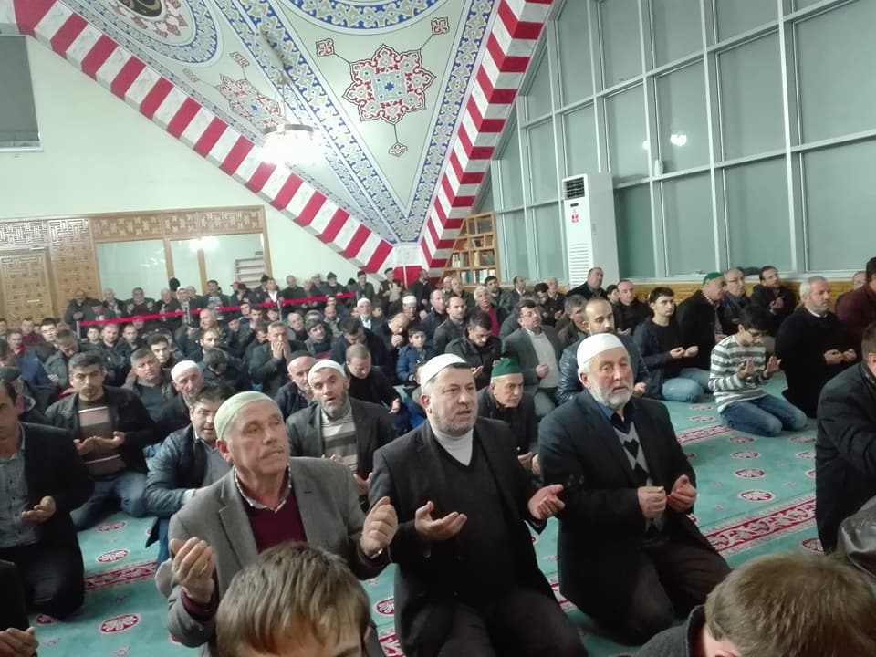 Kandilde Camiler doldu taştı
