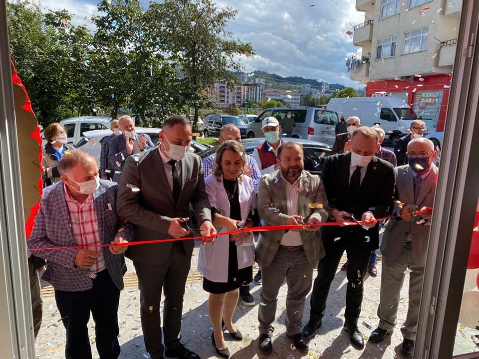 Elif Eczanesi hizmete girdi