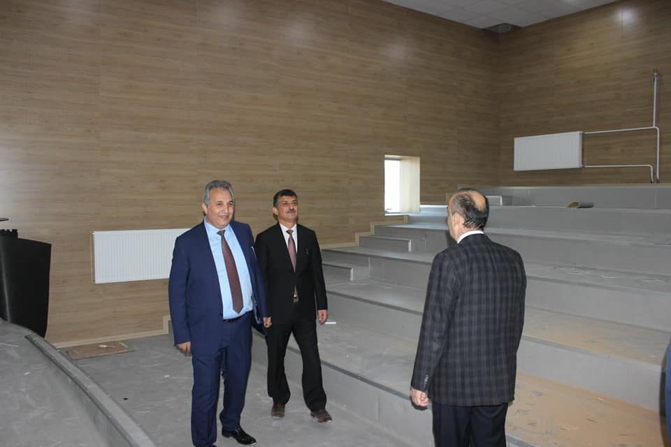 Kaymakam Yapıcı okul inşaatında incelemelerde bulundu