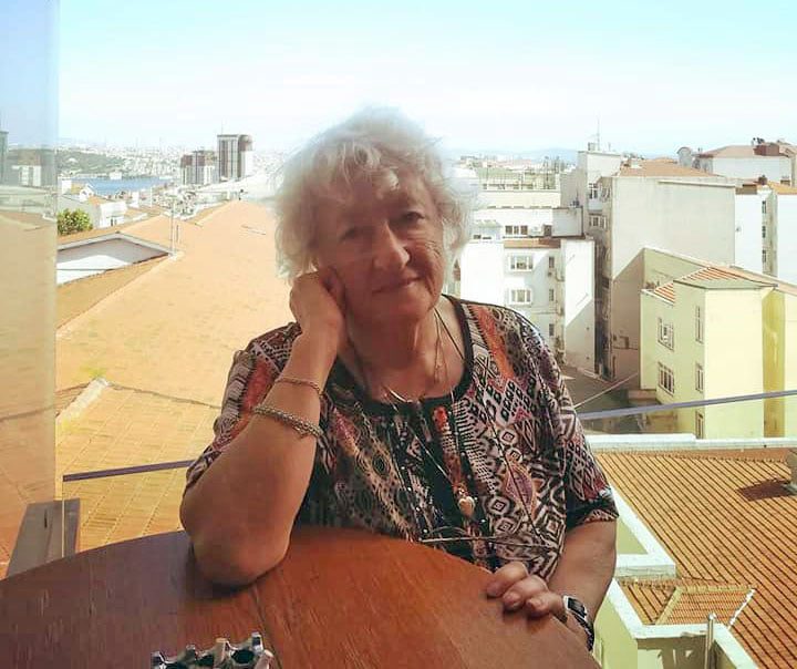 Emekli öğretmen Emine Meral Sarıhan vefat etti