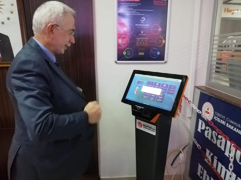 Nüfusmatik cihazı hizmete girdi
