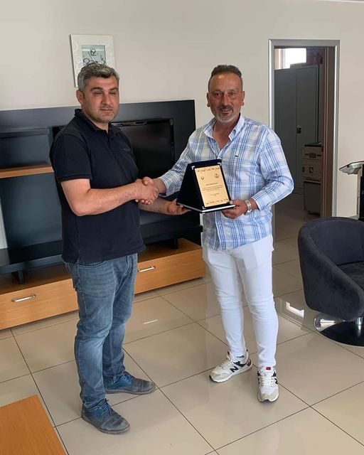 Dekan'dan Kerem Varan'a plaket
