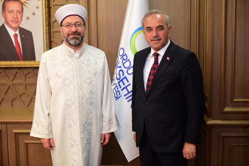 Diyanet işleri başkanı prof. Dr. Ali erbaş, başkan tekintaş’ı ziyaret etti