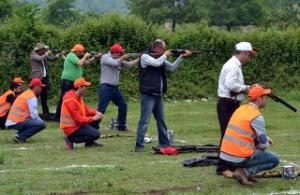 TEK KURŞUN VE TRAP ATIŞLARI YAPILDI