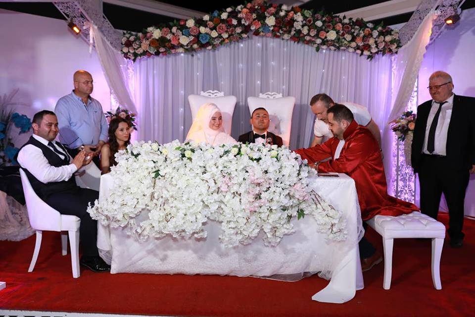 Nuriye ile Bayram görkemli bir düğün töreniyle dünya evine girdiler