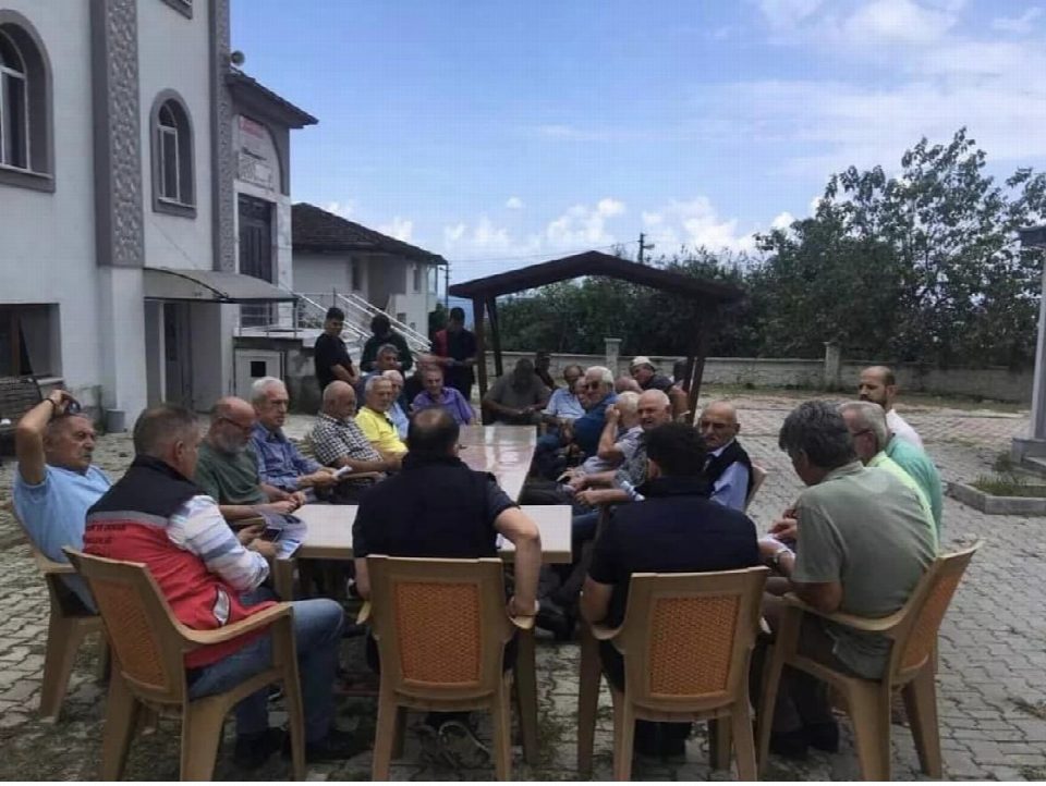 Kokarca ile mücadele toplantısı yapıldı