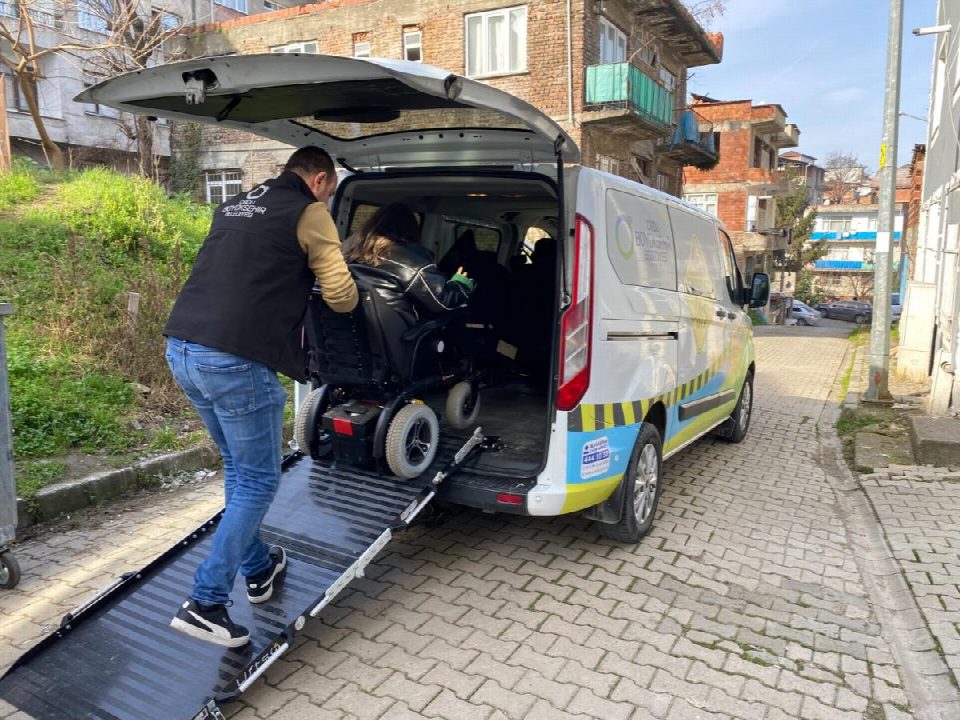Bir telefon ile ulaşımları kolaylaşıyor