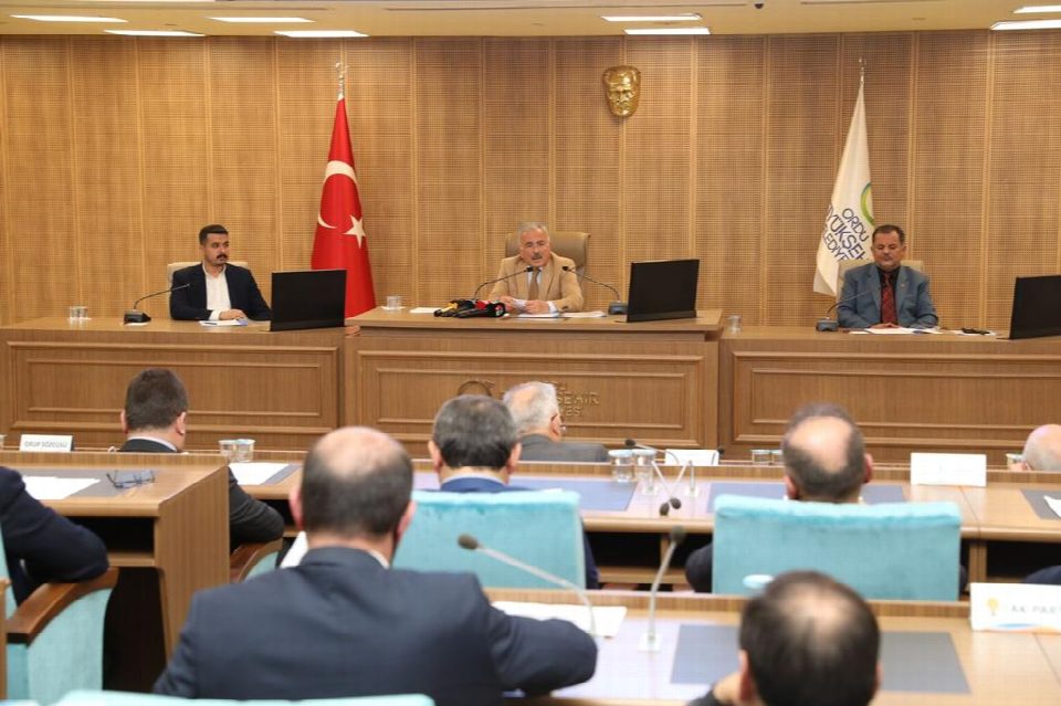 Büyükşehir yeni yüzyılın Ordusunu tasarlıyor