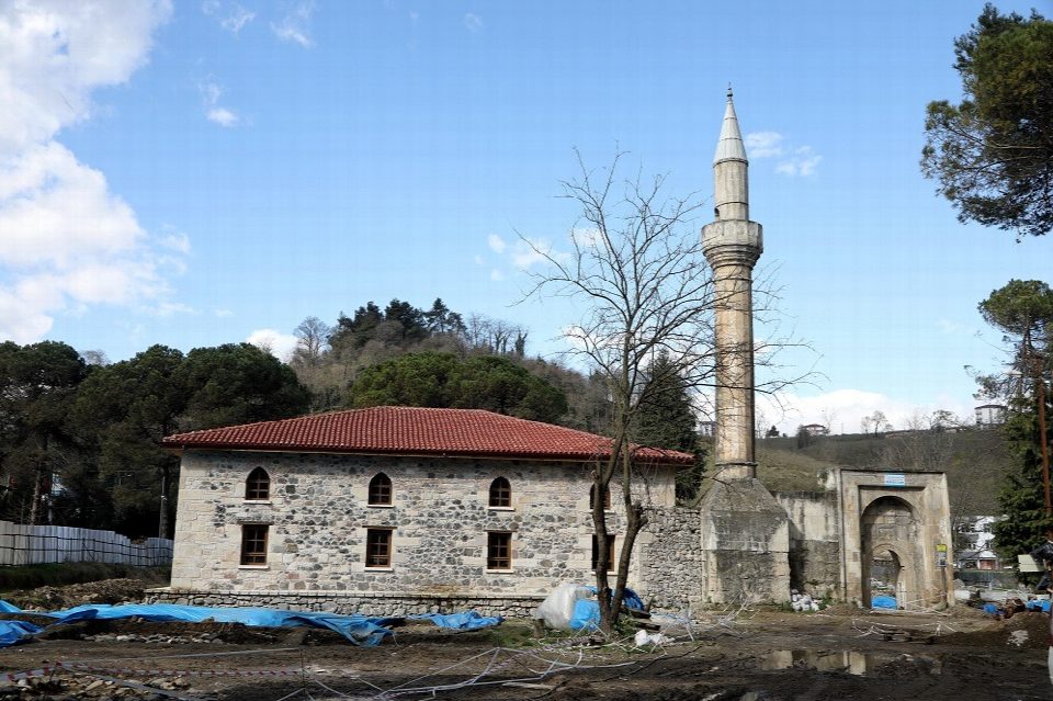 Tarihi Eskipazar camii ramazan’da ibadete açılıyor