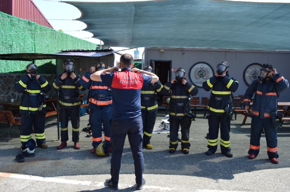 OBİTEM Türkiye’nin itfaiyecilerini yetiştiriyor10 farklı itfaiye teşkilatından 15 personele 3 hafta süreyle 120 saatlik itfaiye eğitim programı düzenlendi