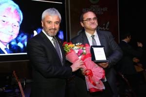 BÜYÜK USTA'YA MUHTEŞEM PROGRAM